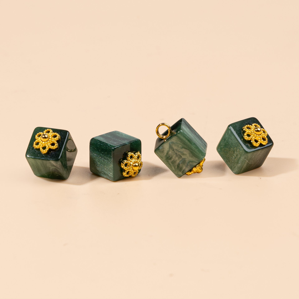 Bunli - DIY 10 Pack Marbled Cube Floral Button