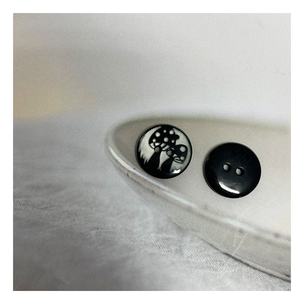 Bunli - DIY 10 Pack Black Mushroom Motif Button