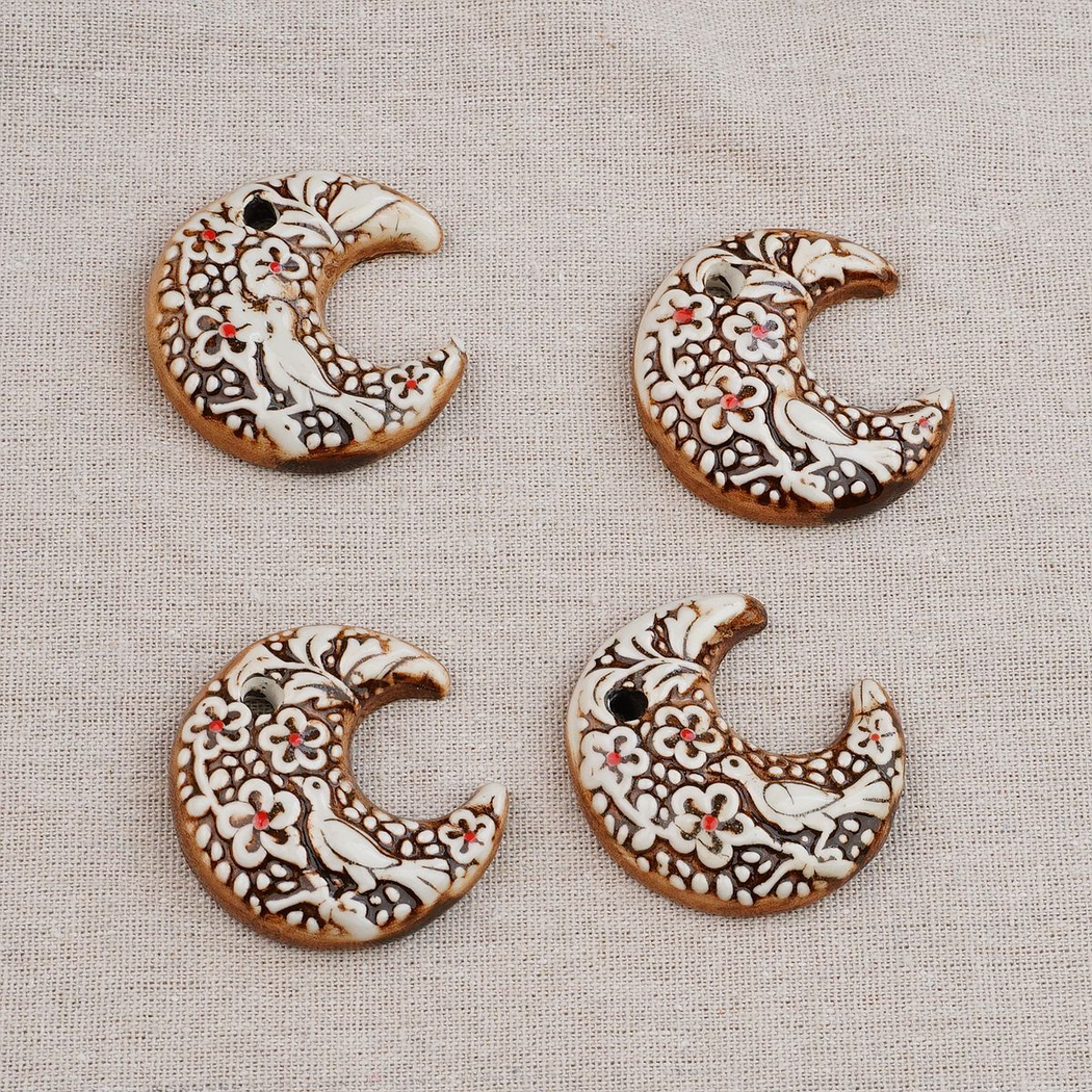 Chivy - Hand-Painted Style Fish Bead