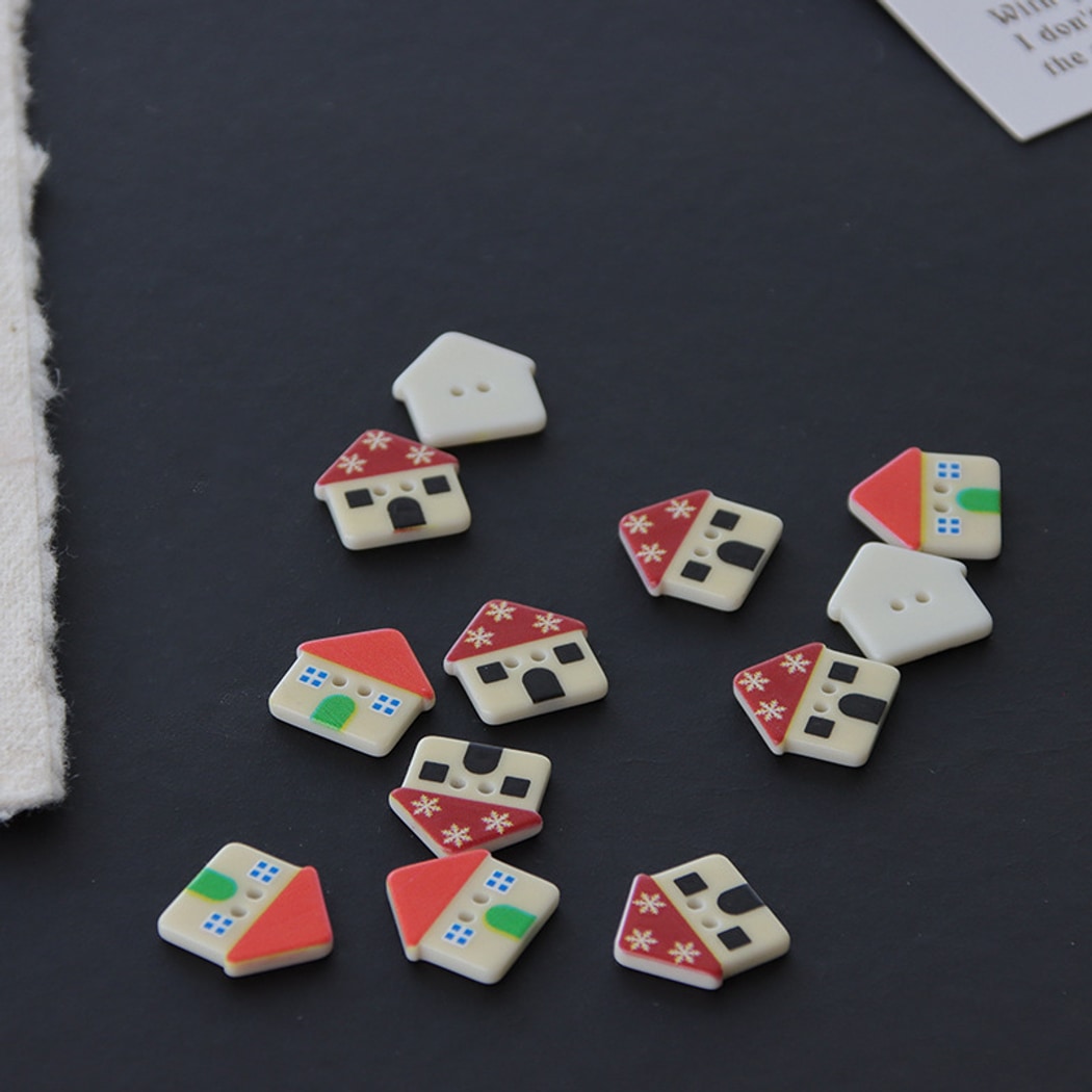 Bunli - DIY 10 Pack House Shape Two Hole Buttons