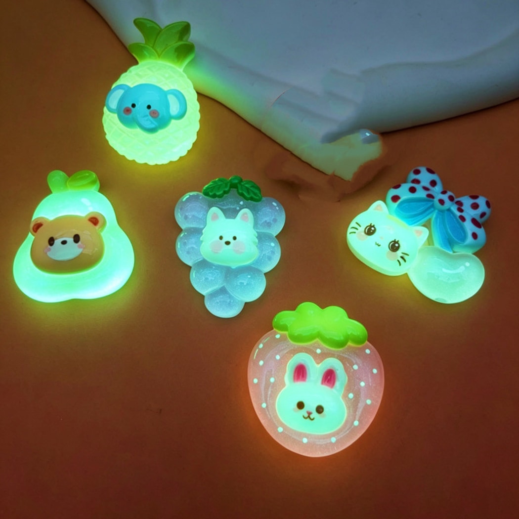 Chivy - Cartoon Fruit Plastic DIY Craft Accessory