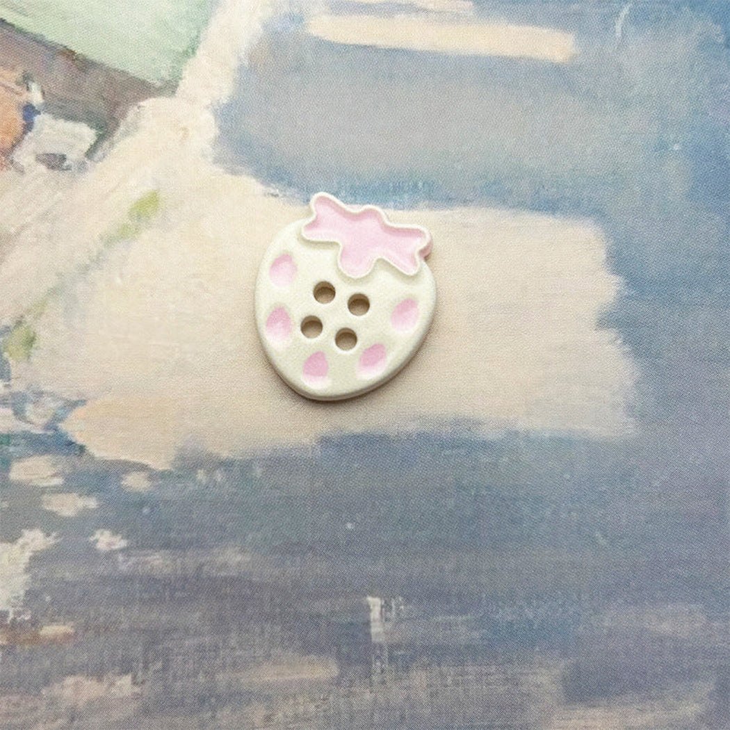 Bunli - DIY 10 Pack Polka Dot Strawberry-Shaped Four-Hole Button
