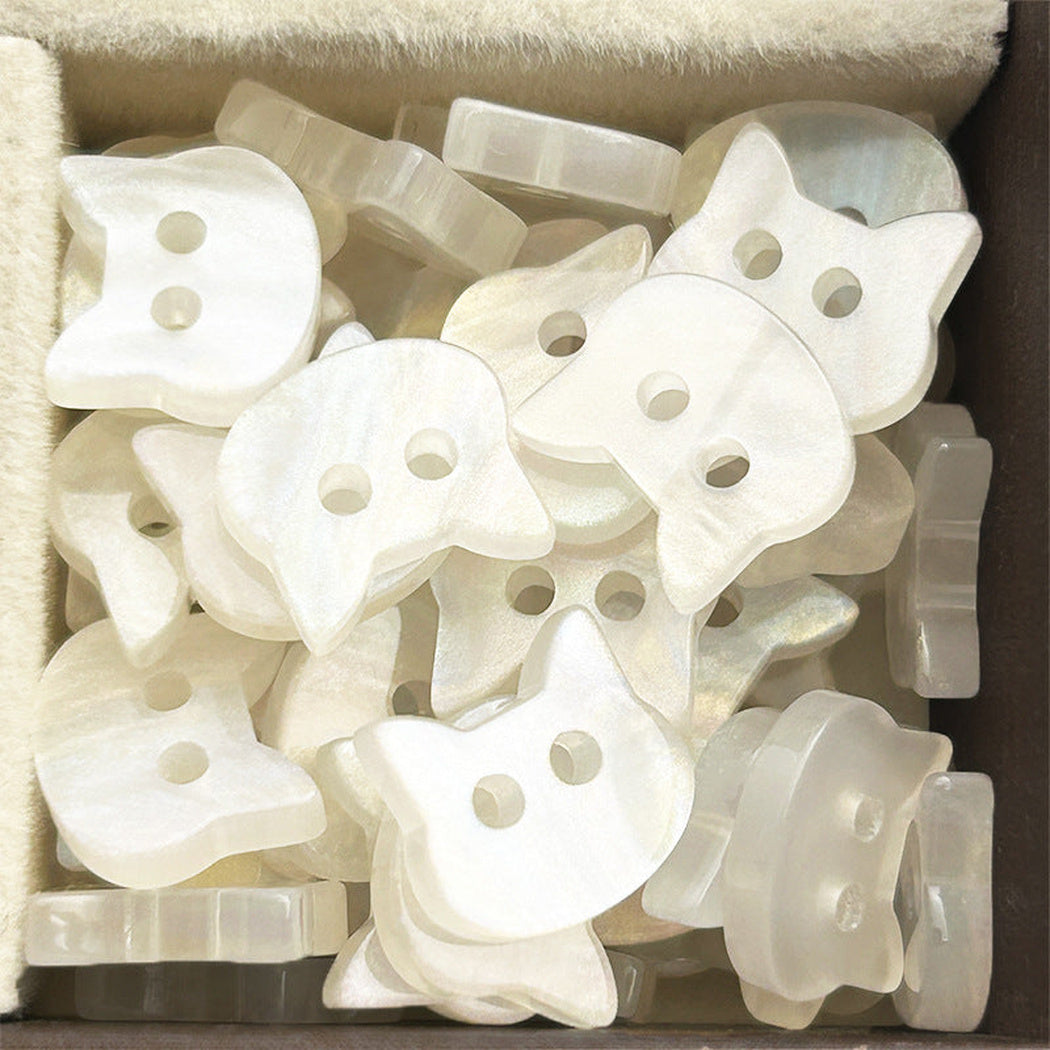 Bunli - DIY 10 Pack Cat-Shaped Two-Hole Button