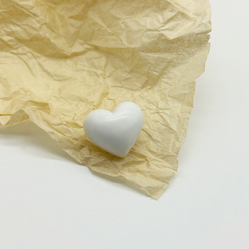 Bunli - DIY 10 Pack Glossy Heart-Shaped Shank Button