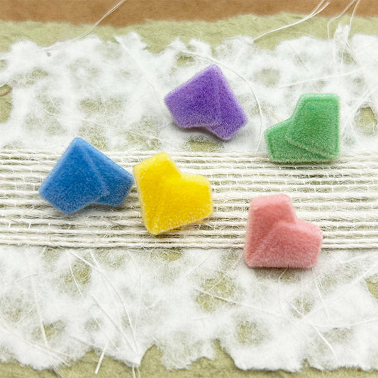 Bunli - DIY 10 Pack Flocked Heart-Shaped Shank Button