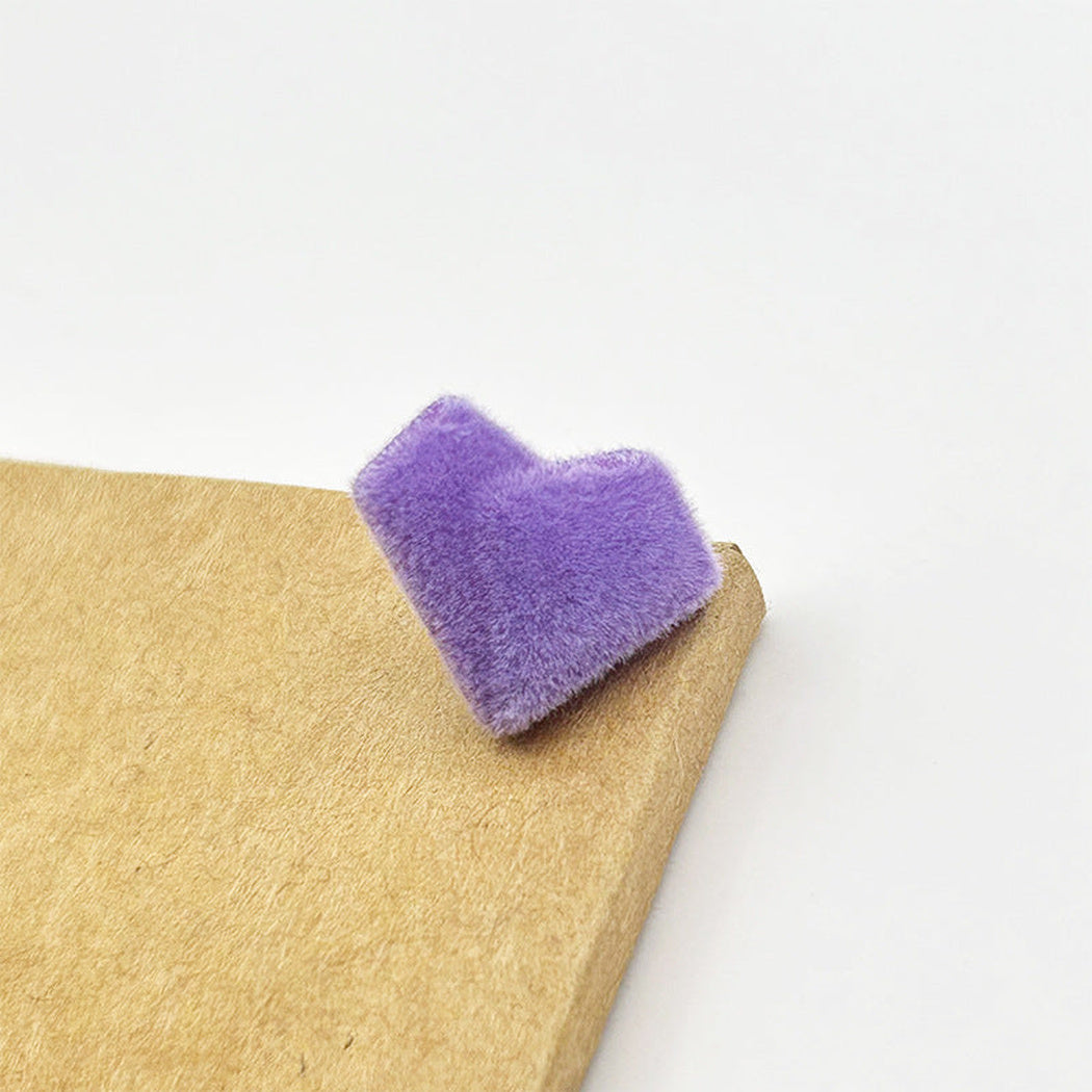 Bunli - DIY 10 Pack Flocked Heart-Shaped Shank Button