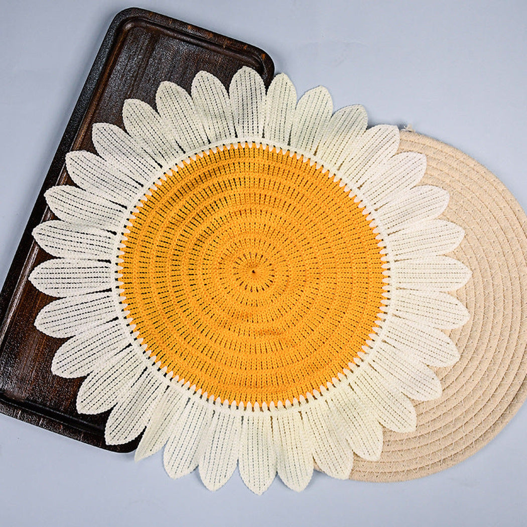Velin - Round Petal Border Placemat