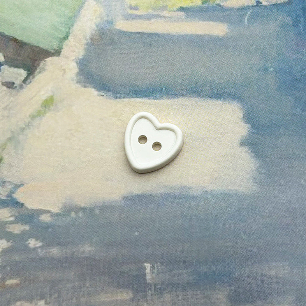 Bunli - DIY 10 Pack Heart-Shaped Two-Hole Button