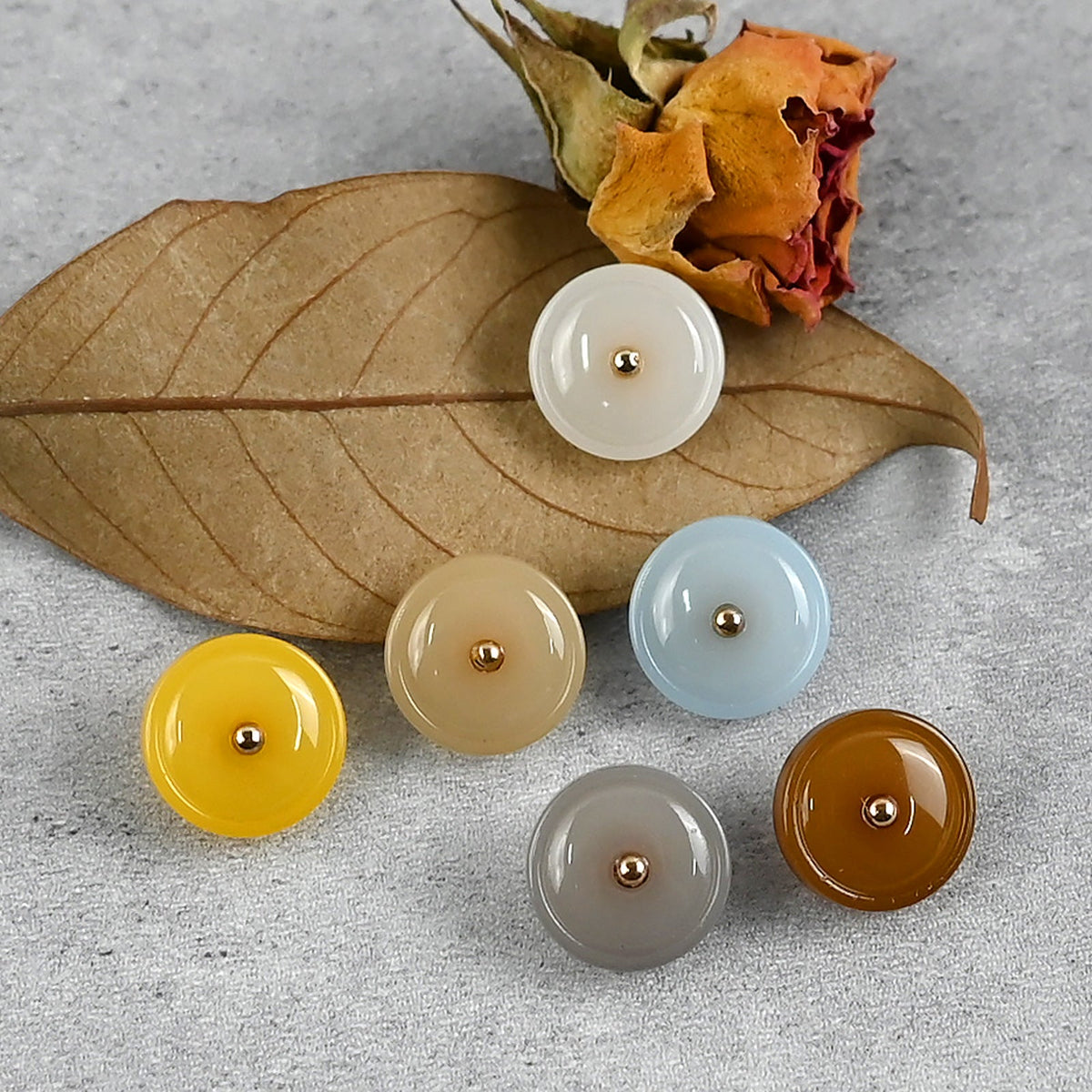 Bunli - DIY 10 Pack Jade Tone Round Shank Button
