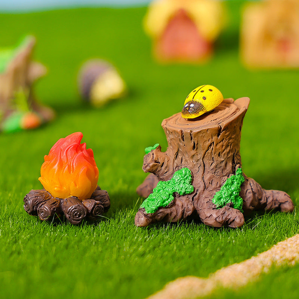 Objella - Mossy Stump Stone Miniature Ornament
