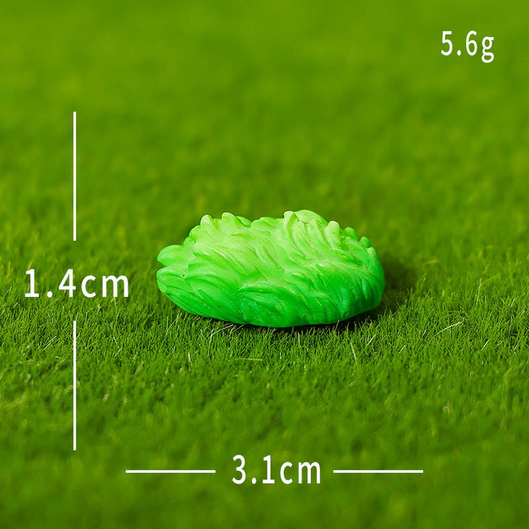Objella - Mossy Stump Stone Miniature Ornament