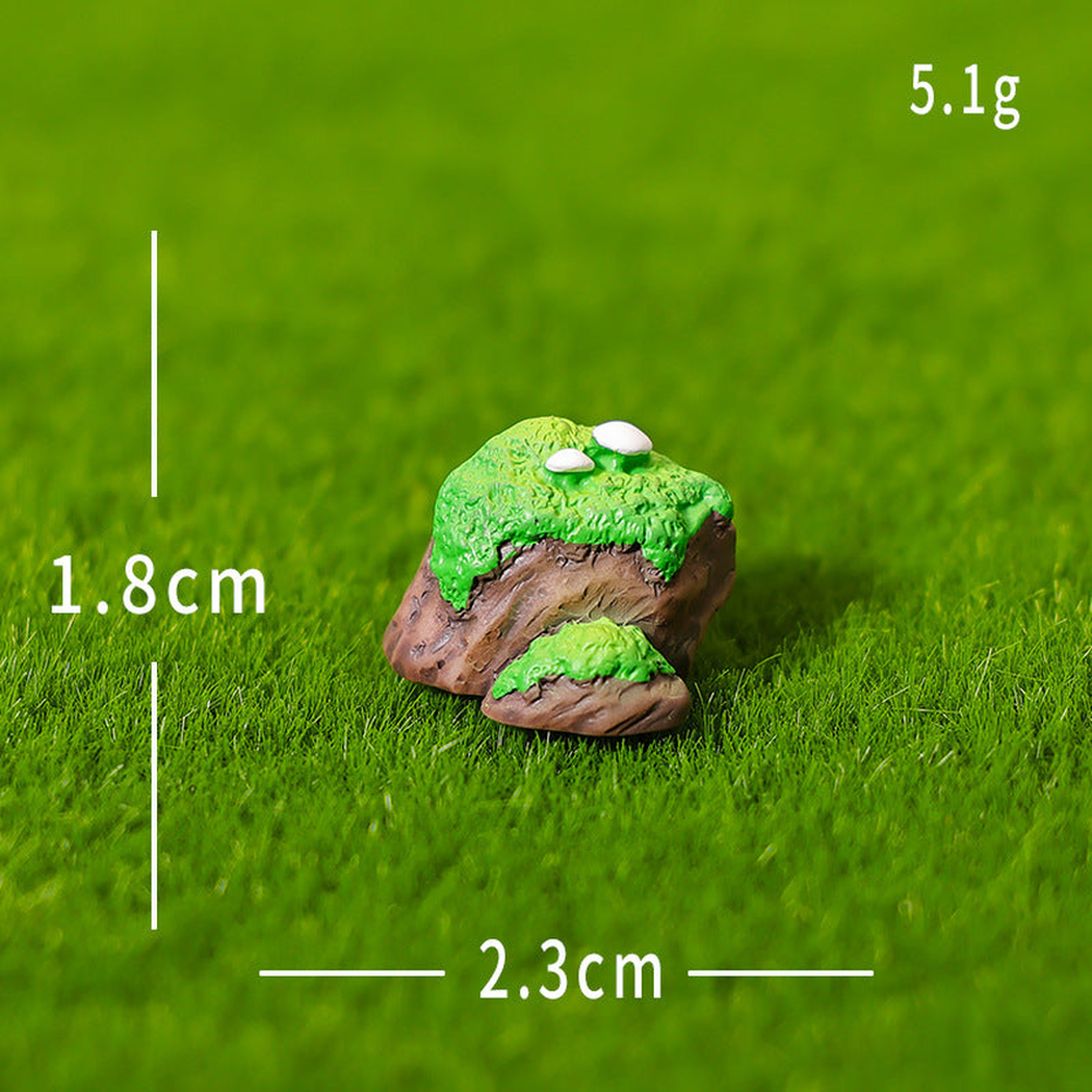 Objella - Mossy Stump Stone Miniature Ornament