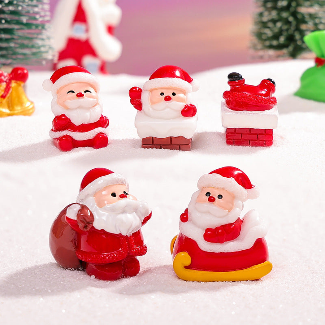 Objella - Festive Santa Pose Miniature Ornament