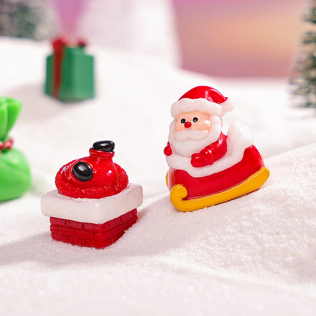 Objella - Festive Santa Pose Miniature Ornament