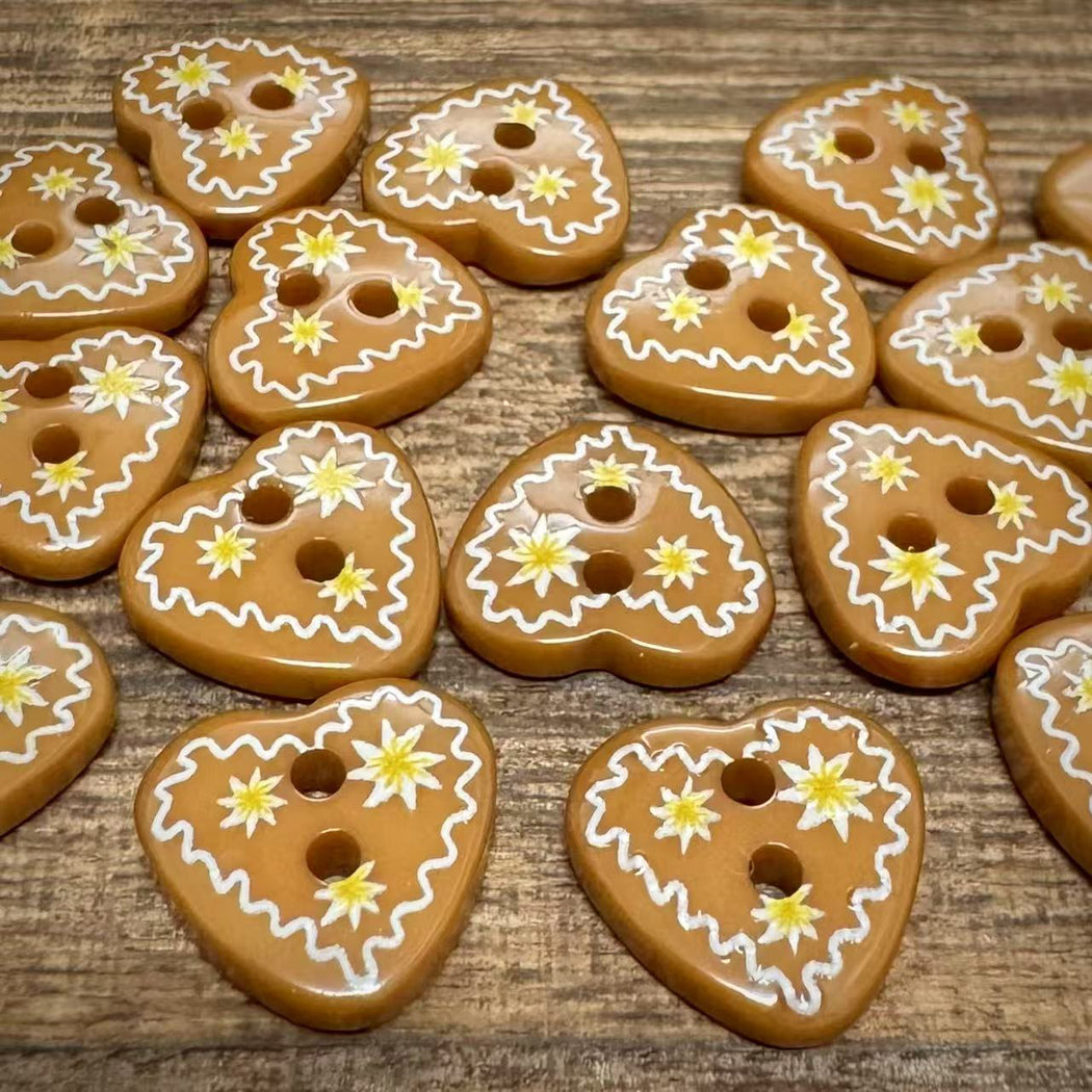 Bunli - DIY 10 Pack Gingerbread Heart Button - design overview