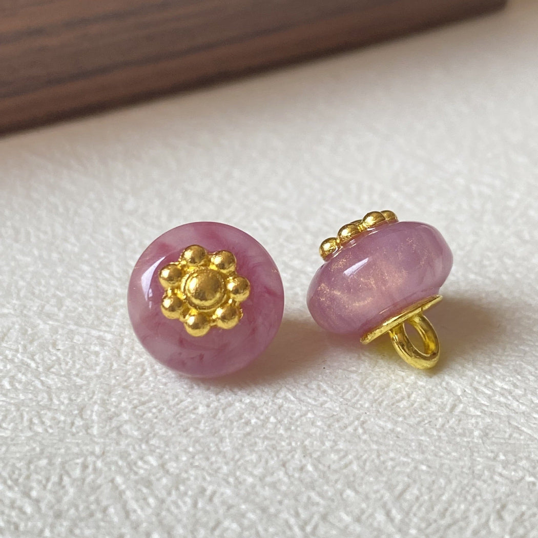 Colorful floral button accessory, style view 09