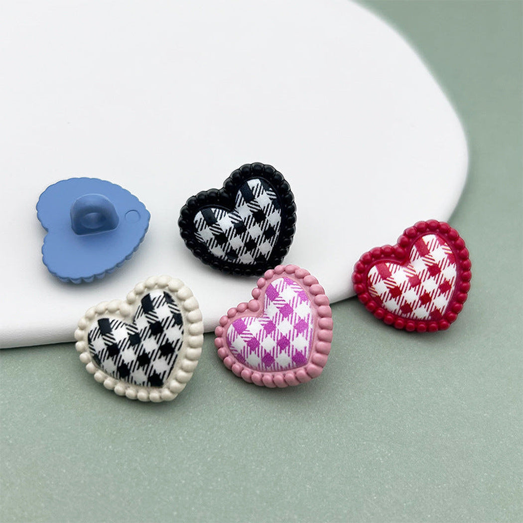 Bunli - DIY 10 Pack Heart-Shaped Gingham Shank Button