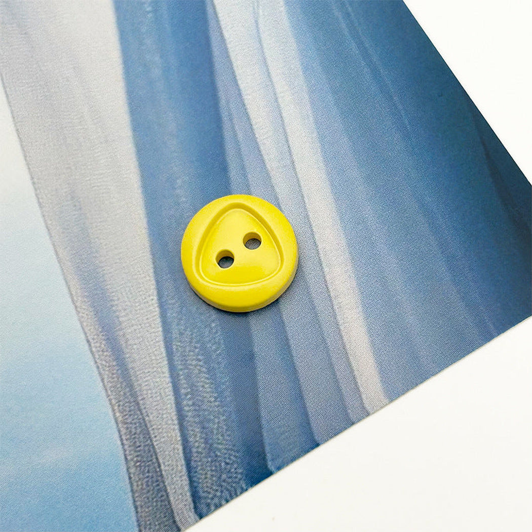 Bunli - DIY 10 Pack Rounded-Triangle Two-Hole Button